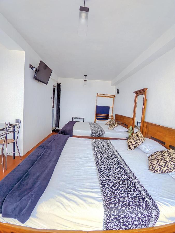 White Home Haputale Extérieur photo